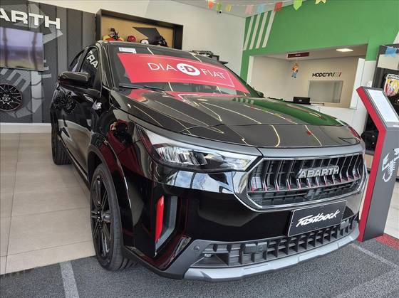 FIAT FASTBACK 1.3 TURBO 270 FLEX ABARTH AT6 FIAT FASTBACK 1.3 TURBO 270 FLEX ABARTH AT6
